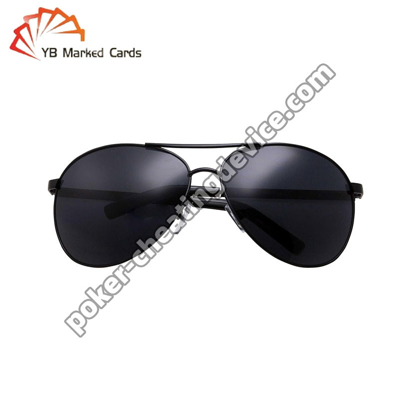 Kính hồng ngoại cho poker phát hiện thẻ đánh dấu và đạt được lợi thế chiến lược