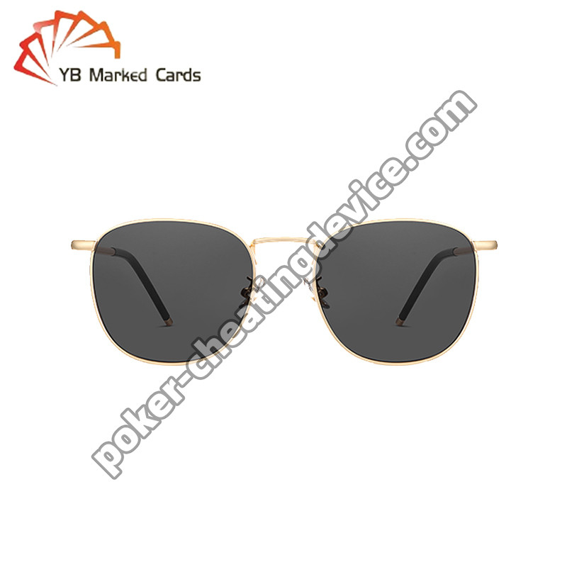 Chiếc kính phát hiện thẻ được đánh dấu cho Poker Phân biệt Khung màu đen Kính quang cấp độ An toàn ưu điểm Chi tiết được thiết kế để phát hiện thẻ không có đối thủ